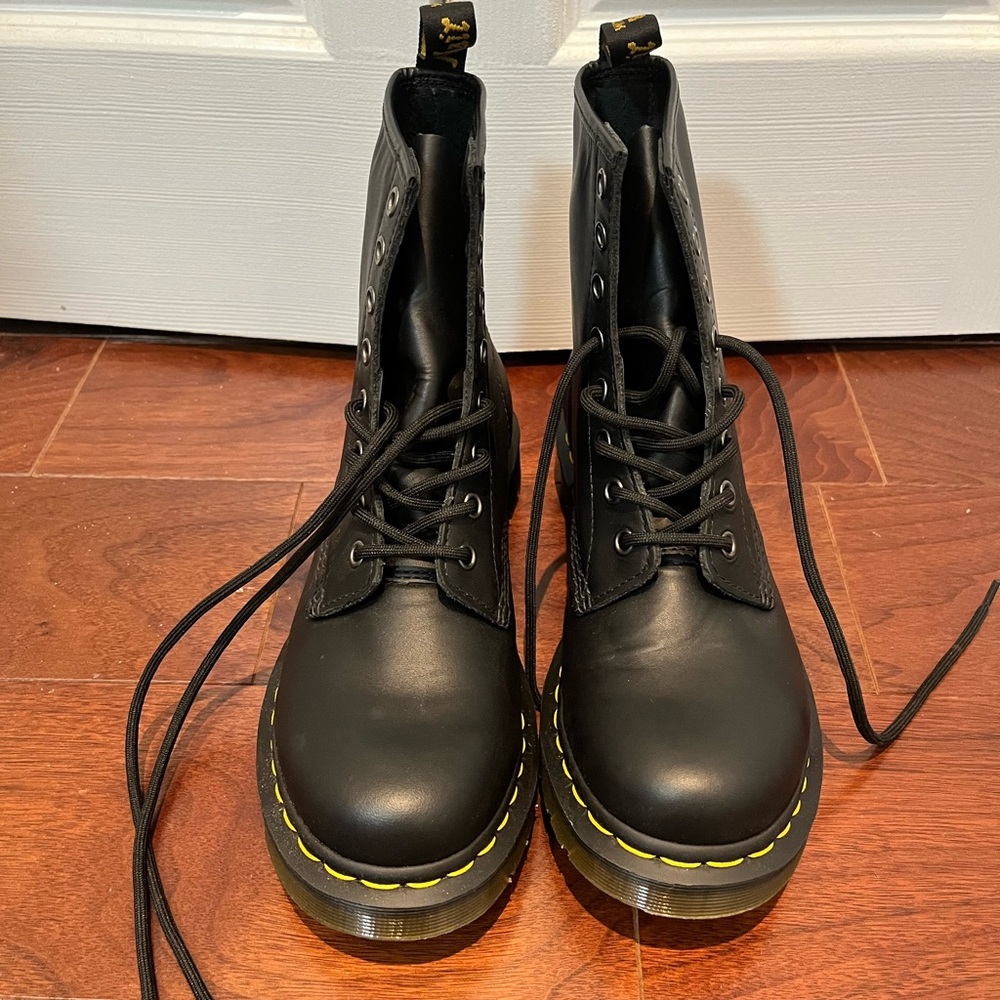 New never worn - Dr. Martens black boot size 8 new and never worn outside
